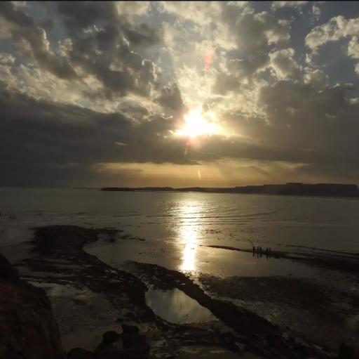 عکس ساحل ناز