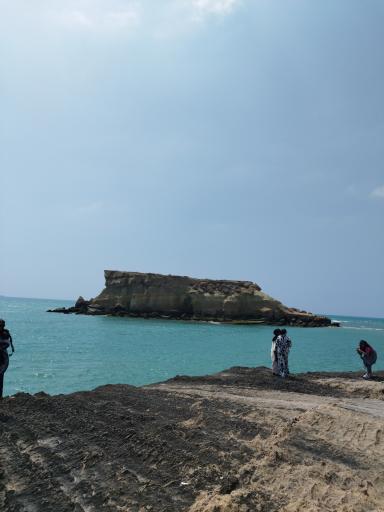 عکس ساحل ناز