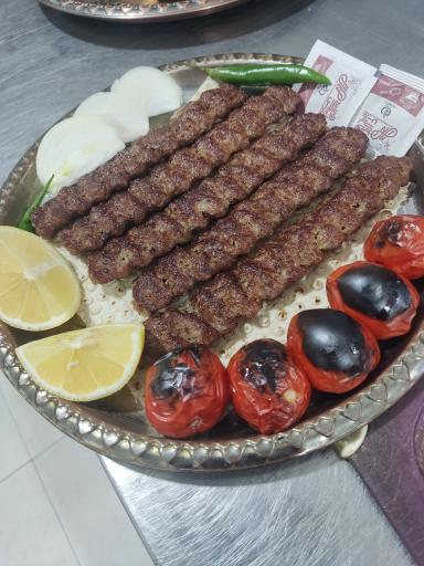 رستوران دنج