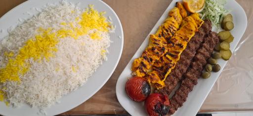 عکس رستوران صمیمی