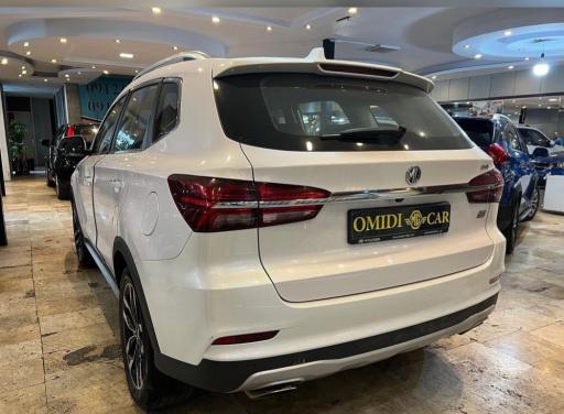 عکس نمایشگاه اتومبیل ام جی امیدی