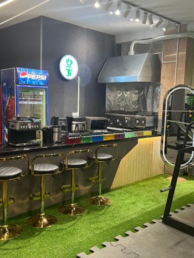 عکس باشگاه ورزشی اطلس