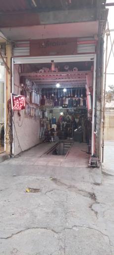 عکس اگزوز سازی استاد اکبر