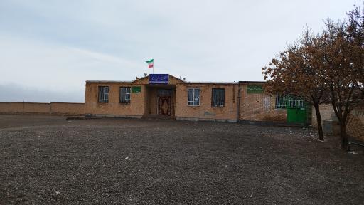 عکس دبیرستان متوسطه اول شهید رفیعی 