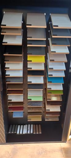 عکس فروشگاه ام دی اف آلفا