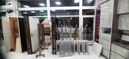 عکس کلینیک ساختمانی کارانیک