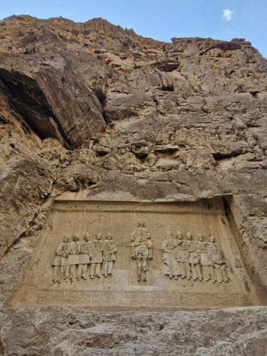 عکس کتیبه شکل شاه