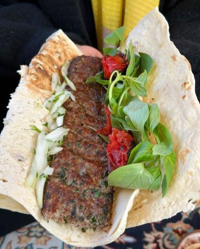 عکس کباب بناب ساطوری  سلیم خان آذربایجان 