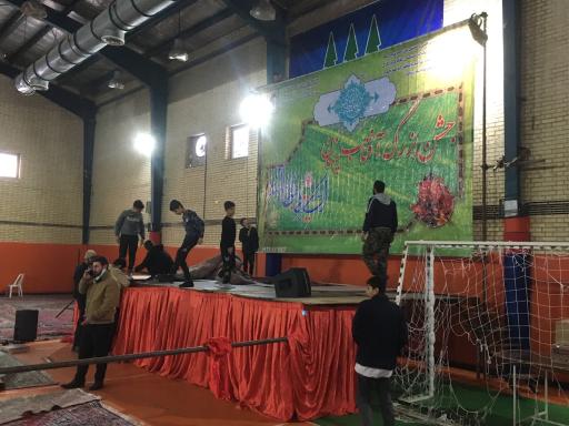 عکس سالن ورزشی شهید مدنی