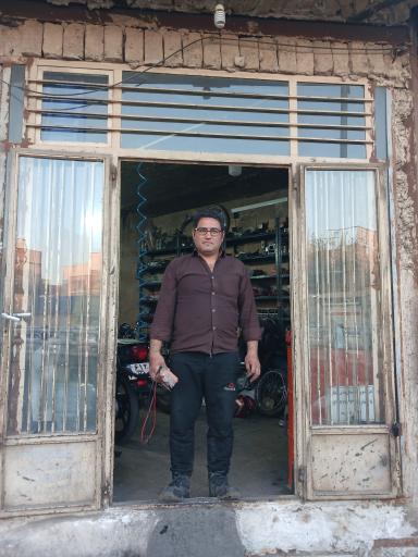 عکس تعمیرگاه موتورسیکلت
