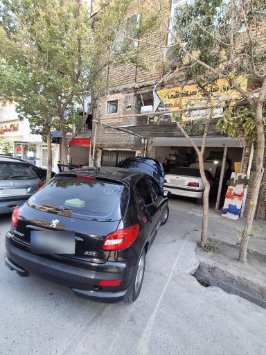 عکس کلینیک تخصصی برق خودرو عشقی