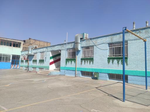 عکس مدرسه پسرانه شهدای گمنام