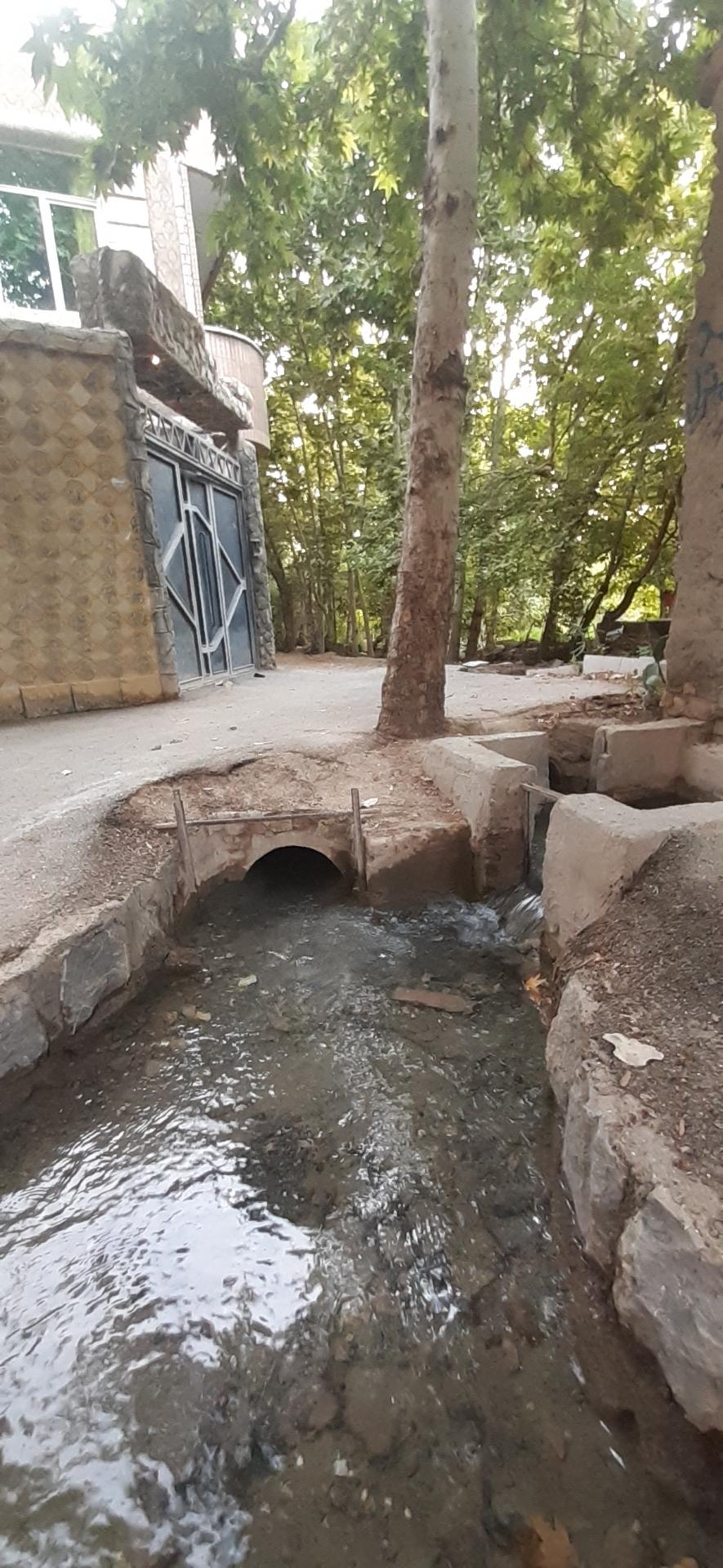 عکس چاه اب حاج میرزا آقایی دینان