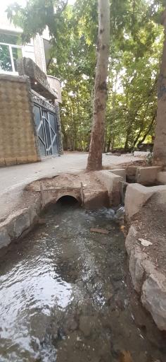 چاه اب حاج میرزا آقایی دینان