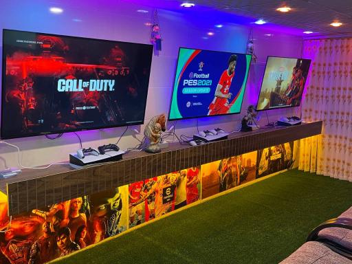 عکس کافه گیم پلاس+