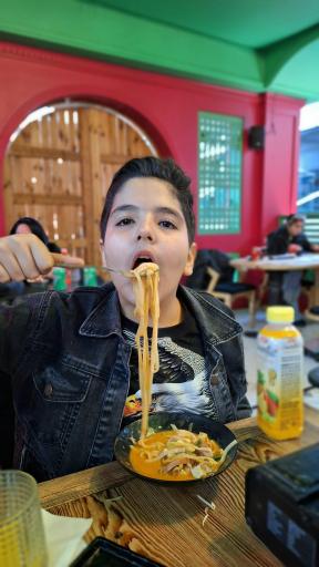 عکس رستوران کره ای سوان