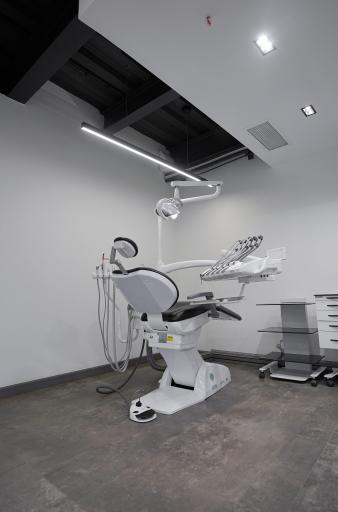 کلینیک دندان پزشکی اشکان