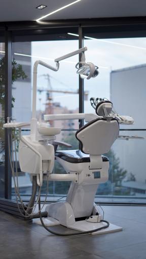 کلینیک دندان پزشکی اشکان