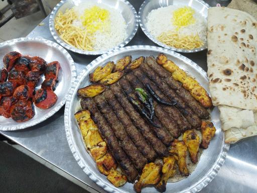 عکس کبابسرای پسران نشاط