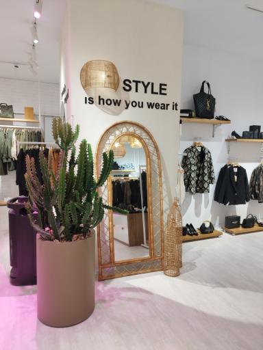 عکس بوتیک جِی جِی