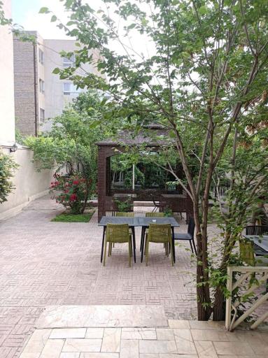 عکس کافه کتاب خانه تجربه