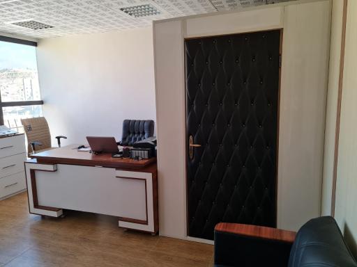 عکس کلینیک شنوایی سنجی و سمعک پارس