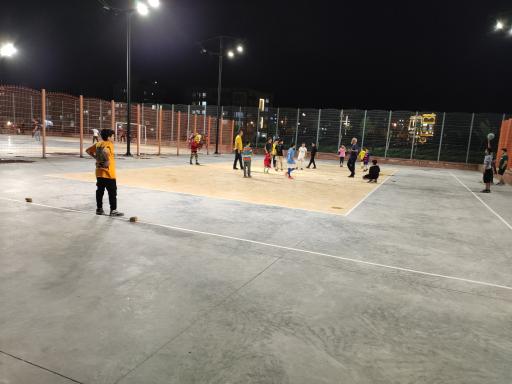 عکس فضای ورزشی رود پارک