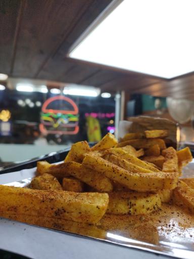 عکس ساندویچ خرّم ۱۳۶۴