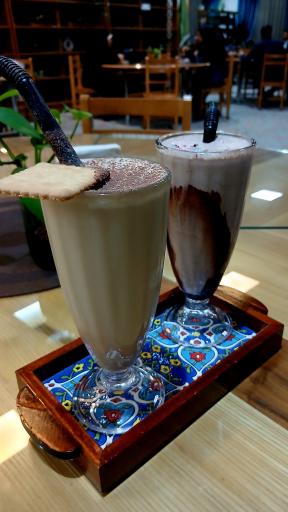 عکس کافه کتاب غدیر