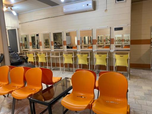 عکس آموزشگاه مراقبت زیبایی و آرایشگاه مایا