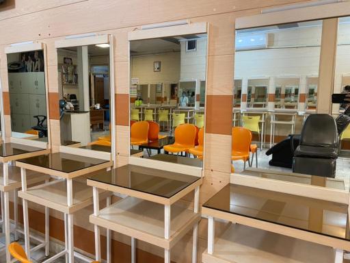 عکس آموزشگاه مراقبت زیبایی و آرایشگاه مایا