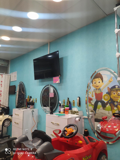 عکس سالن تخصصی کودک و نوجوان ماه پسر