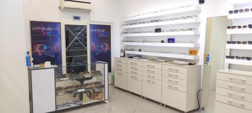 عکس عینک پیوس