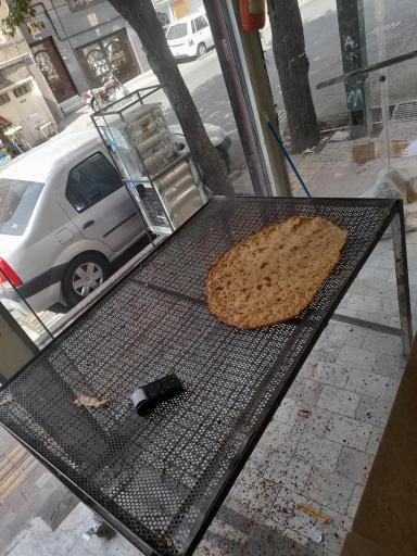 عکس نانوایی سنگک