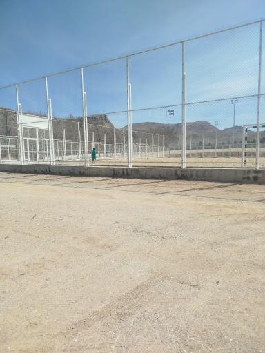 عکس زمین فوتبال ساحلی واسکیت