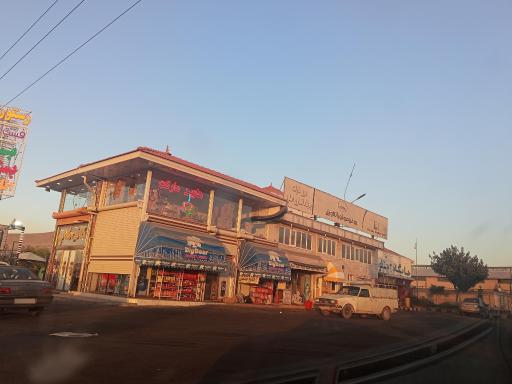 عکس پمپ بنزین