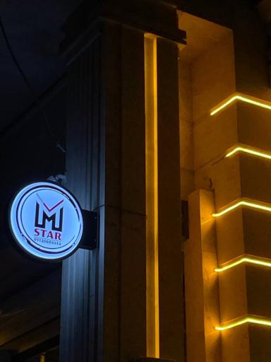 عکس کافه ام استار