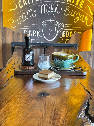 عکس کافه ام استار