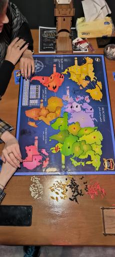 عکس کافه گیم برد 