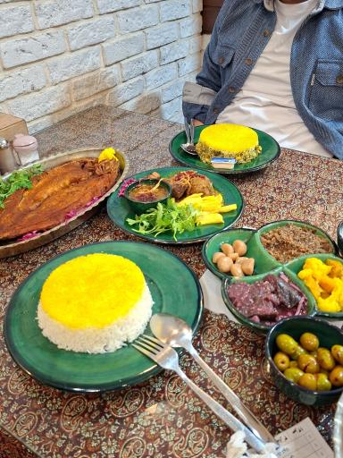 عکس رستوران محلی گیجاواش