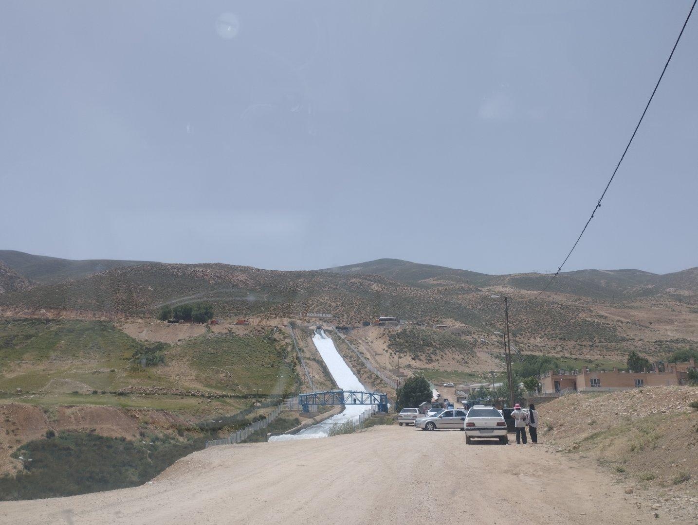 عکس سرچشمه کوهرنگ