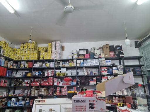 عکس ابزار فروشی باستانی 