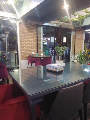 عکس رستوران شاندیز 