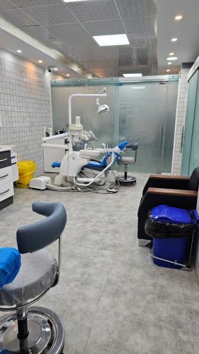 عکس درمانگاه مهرگان کارون