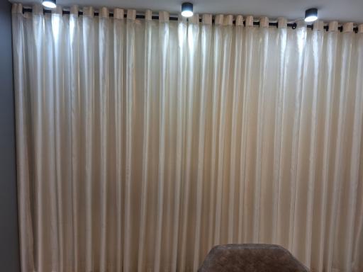 عکس خشکشویی نوین اکسپرس