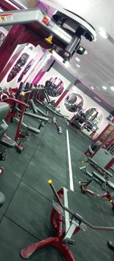 عکس باشگاه بدنسازی و پرورش اندام جهان 