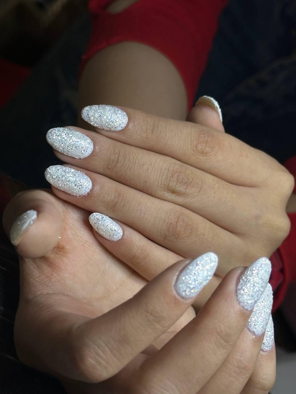 عکس آموزشگاه و سالن زیبایی عارفه