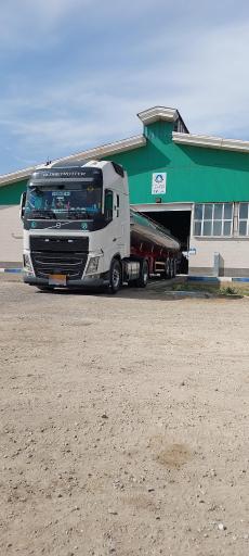 عکس کارخانه پگاه تبریز