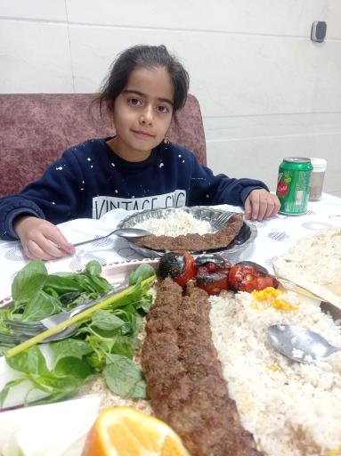 عکس کباب سرای نمونه پنجه طلا