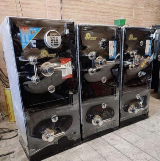 عکس گاوصندوق کوثری